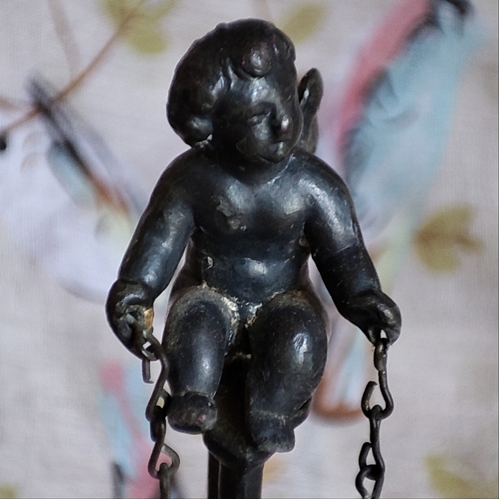 Victorian Cherub Wine Bottle Holder Vintage Home Decor Vase Conversation Piece - Picture 11 of 13